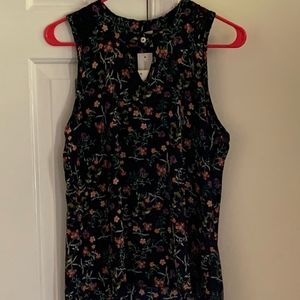 Crescent Keyhole Sleeveless Blouse, MP (NWT)